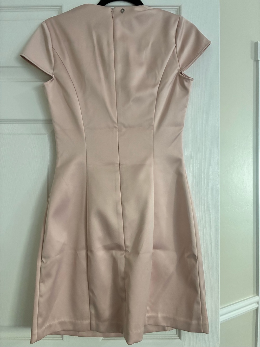Guess Blush Pink Cap-Sleeve Sheath Dress